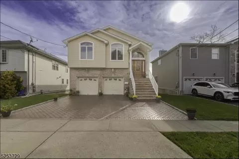 2036 Caroline Ave, Linden, NJ 07036