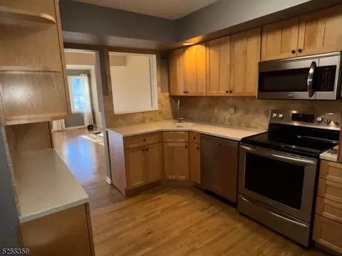 2 Exeter Rd, Bedminster, NJ 07921 photo 5