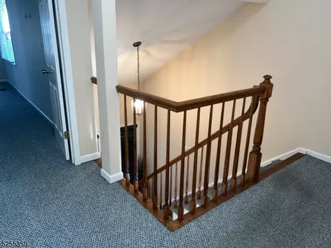 2 Exeter Rd, Bedminster, NJ 07921 photo 10