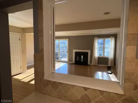 2 Exeter Rd, Bedminster, NJ 07921 photo 6