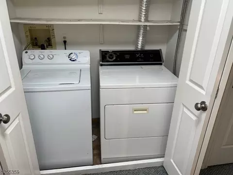 2 Exeter Rd, Bedminster, NJ 07921 photo 11
