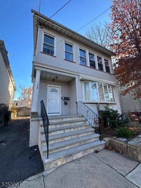 172 Wainwright St, Newark, NJ 07112