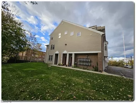 29 Birch St, Ridgefield Park, NJ 07660