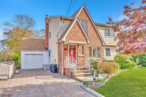 393 Prospect Ave, Dunellen, NJ 08812
