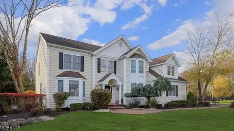 1043 Chambers Ct, Bridgewater, NJ 08807