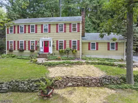 26 Cherryville Stanton Rd, Flemington, NJ 08822