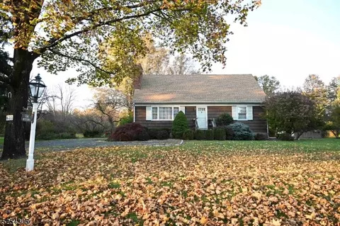 639 Amwell Rd, Hillsborough, NJ 08844