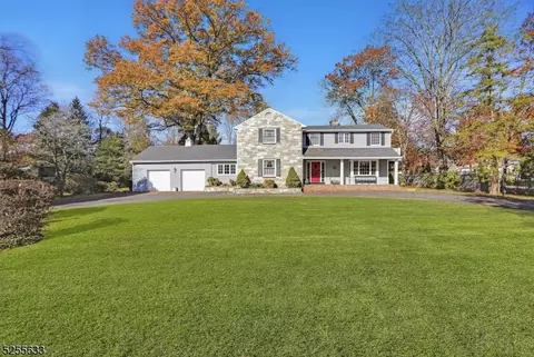 192 Greenbrook Rd, Green Brook, NJ 08812
