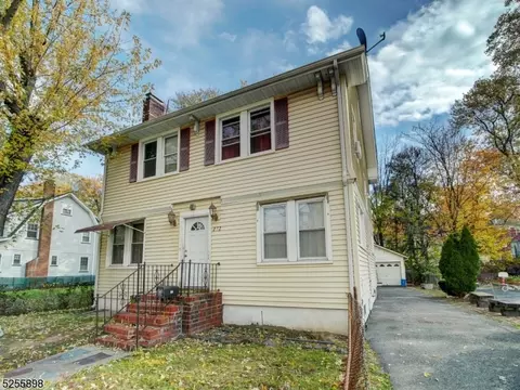 272 N Clinton St, East Orange, NJ 07017