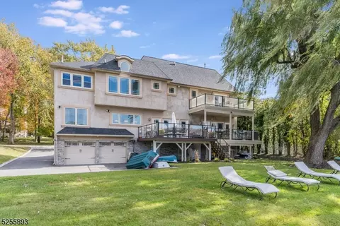 83 Lake Dr E, Wayne, NJ 07470 photo 39