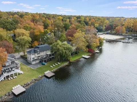 83 Lake Dr E, Wayne, NJ 07470 photo 44