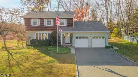 5 Wilson Ave W, East Hanover, NJ 07936