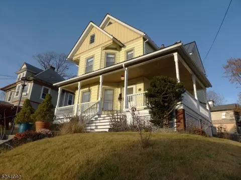 10 Foster St, Newton, NJ 07860