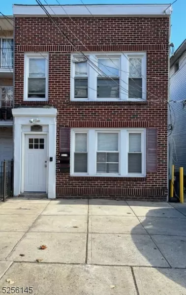 393 Summer Ave, Newark, NJ 07104