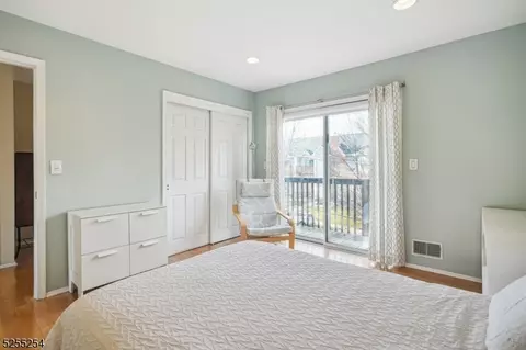 3 Castle Dr, Berkeley Heights, NJ 07922 photo 16