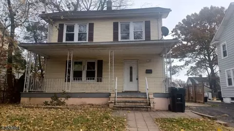 1025 W 5th St, Plainfield, NJ 07063