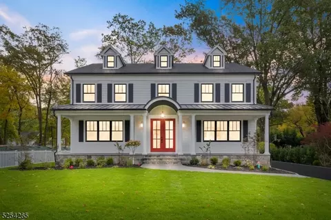 887 New England Dr, Westfield, NJ 07090