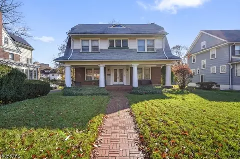 156 Glenwood Ave, East Orange, NJ 07017