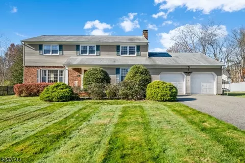 7 Rennes St, Montville Twp, NJ 07058