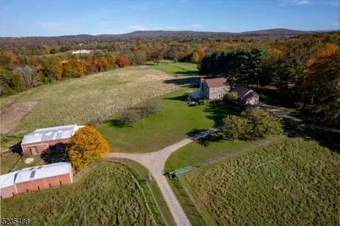 88 Sidney School Rd, Annandale, NJ 08801