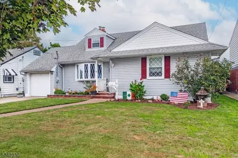 795 5th St, Secaucus, NJ 07094 photo 2