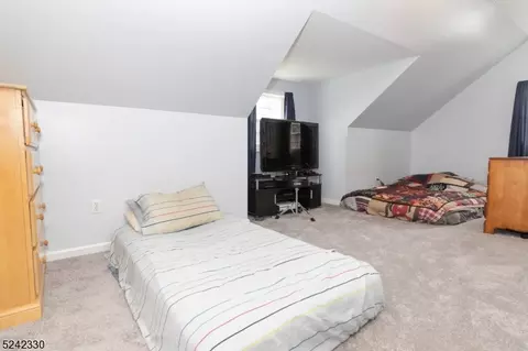 795 5th St, Secaucus, NJ 07094 photo 11