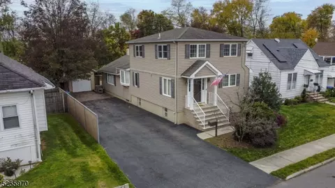 5 Lehigh Ave, Edison, NJ 08837