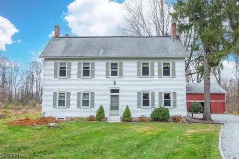 401 North Rd, Chester Twp, NJ 07930
