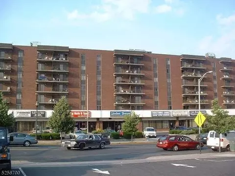 10 N Wood Ave UNIT 724, Linden, NJ 07036