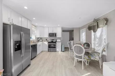 13 White Birch Park #13, Hampton, NJ 08827