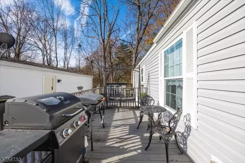 13 White Birch Park #13, Hampton, NJ 08827 photo 4