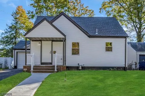 344 Jouet St, Roselle, NJ 07203