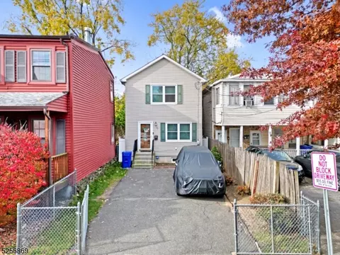 77 N 1st St, Paterson, NJ 07522