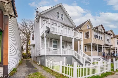 234 Halsted St #3, East Orange, NJ 07018