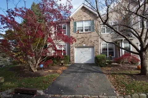 497 Shadow Mountain Rd, Mahwah, NJ 07430