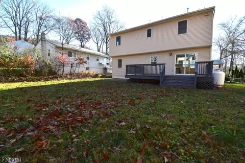 9 Phillips Rd, Stanhope, NJ 07874 photo 3