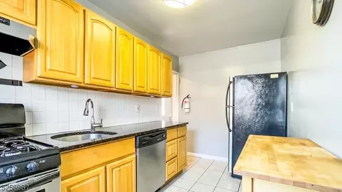 45 W Roselle Ave # D, Roselle Park, NJ 07204