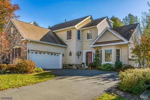 25 Otter Creek Rd, Montgomery, NJ 08558