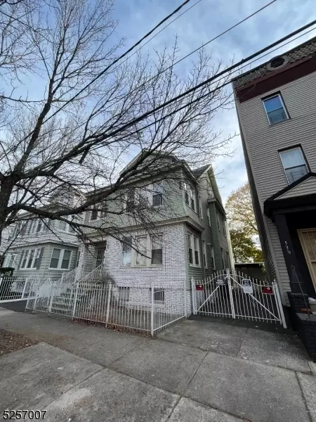 526 20th, Newark, NJ 07103