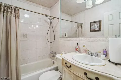 209 Bryant Ave, Springfield, NJ 07081 photo 17
