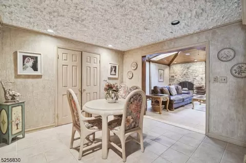 209 Bryant Ave, Springfield, NJ 07081 photo 7