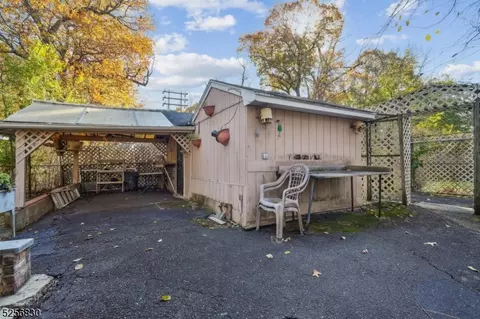 209 Bryant Ave, Springfield, NJ 07081 photo 37