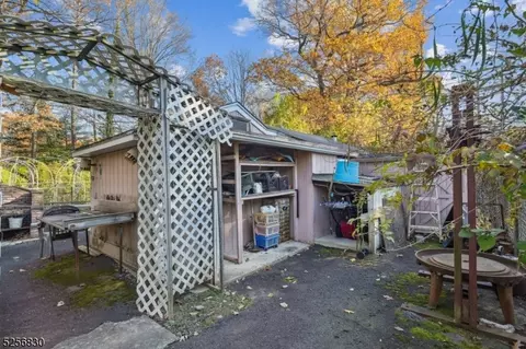 209 Bryant Ave, Springfield, NJ 07081 photo 33
