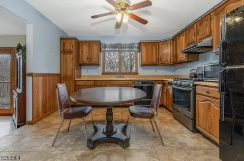 46 Nunn Ave, Washington, NJ 07882 photo 6