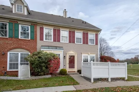 1320 Boxwood Dr, Branchburg, NJ 08876