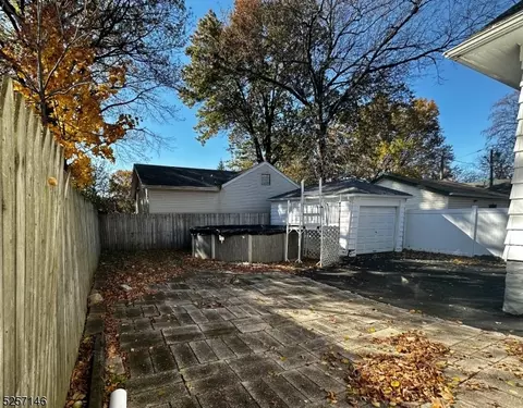 87 Terhune Ave, Passaic, NJ 07055 photo 11