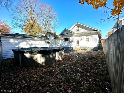 87 Terhune Ave, Passaic, NJ 07055 photo 10