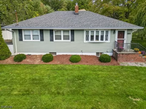 385 Passaic Ave, Long Hill, NJ 07980