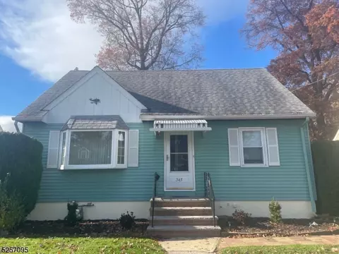 343 Oakwood Ave, Kenilworth, NJ 07033