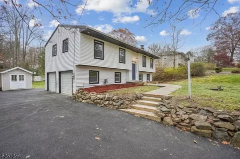 172 Park Ave, Randolph, NJ 07869